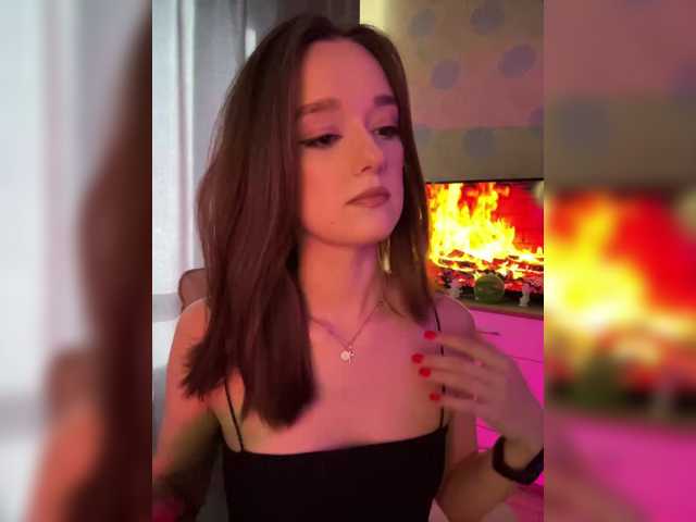 ymnichka live cam on BongaCams