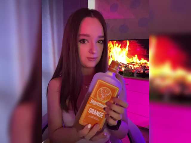 ymnichka live cam on BongaCams