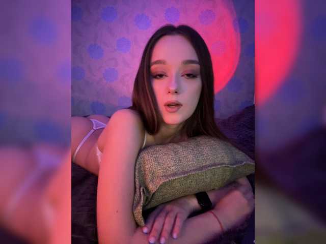 ymnichka live cam on BongaCams