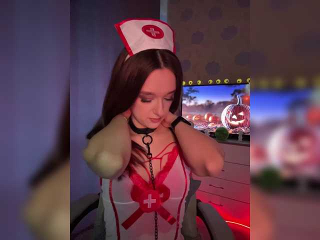 ymnichka live cam on BongaCams
