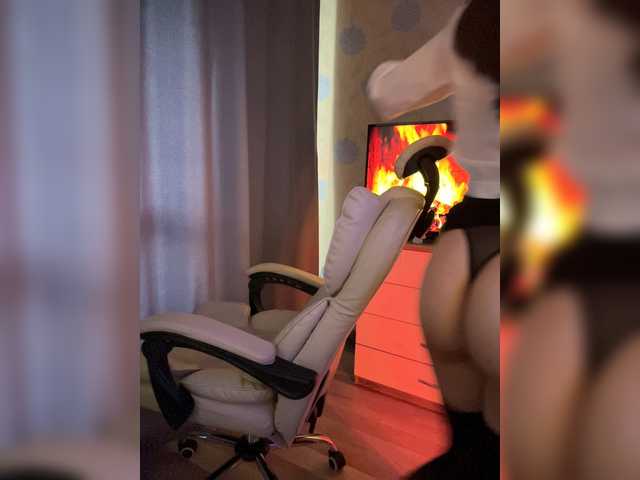 ymnichka live cam on BongaCams