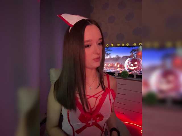 ymnichka live cam on BongaCams