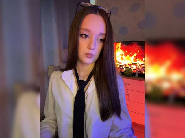 ymnichka live cam on BongaCams
