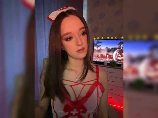 ymnichka live cam on BongaCams