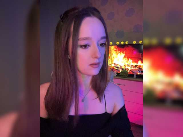ymnichka, live now on BongaCams