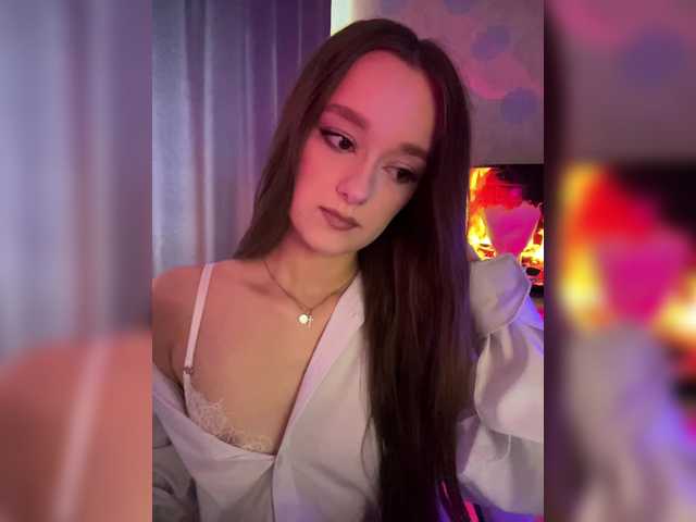 ymnichka live cam on BongaCams