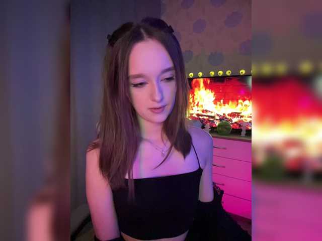ymnichka live cam on BongaCams