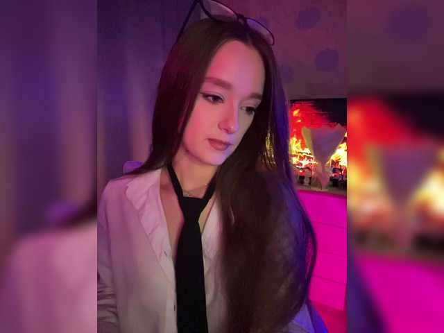 ymnichka live cam on BongaCams