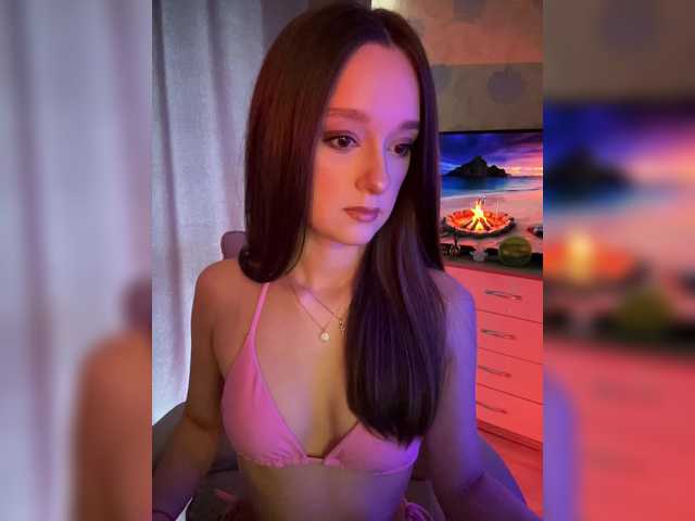 ymnichka live cam on BongaCams