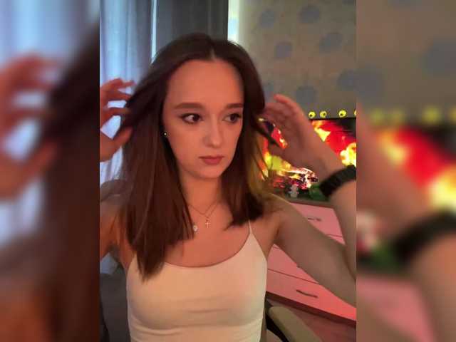 ymnichka, live now on BongaCams
