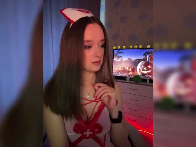 ymnichka live cam on BongaCams