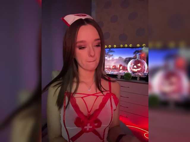 ymnichka live cam on BongaCams