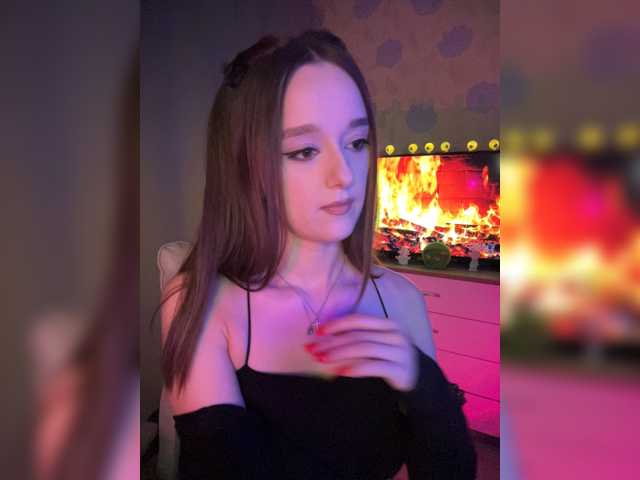 ymnichka, live now on BongaCams