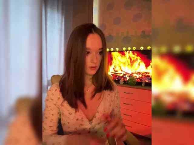 ymnichka's webcam live show