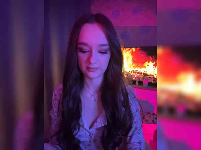 ymnichka Live Webcam on BongaCams