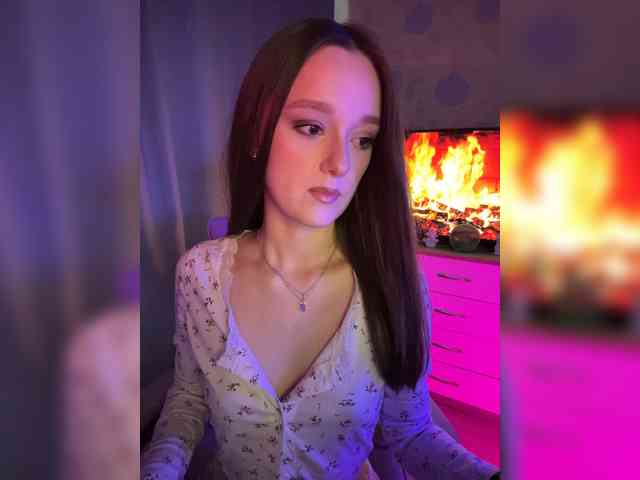 ymnichka Live Webcam on BongaCams