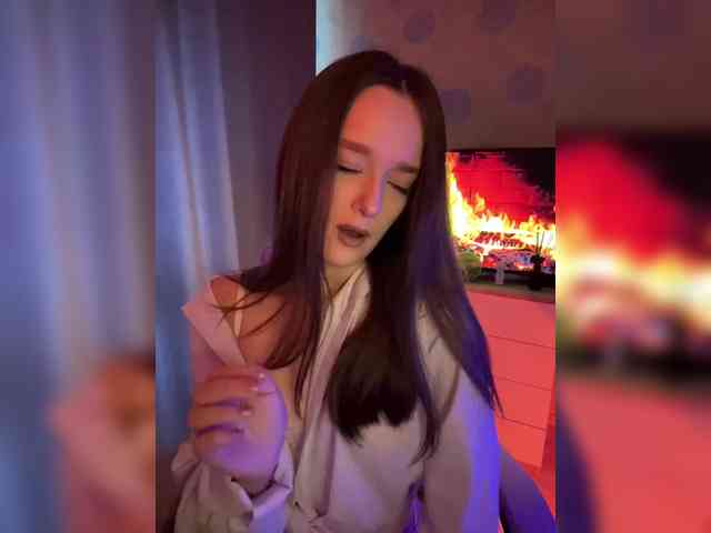 ymnichka Sex Cam Show