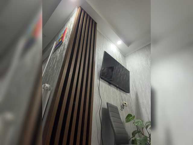 LISSAAA1 live cam on BongaCams