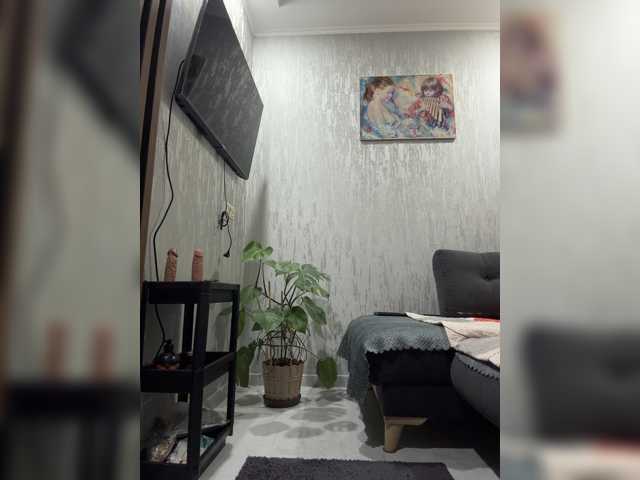 LISSAAA1 live cam on BongaCams