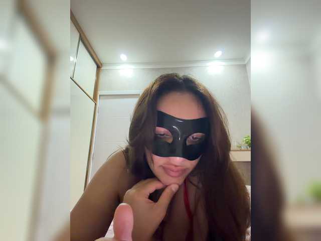 LISSAAA1 live cam on BongaCams