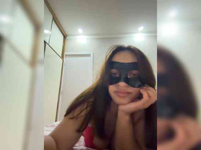 AriArilove webcam