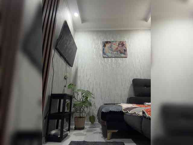 ariarilove's live room