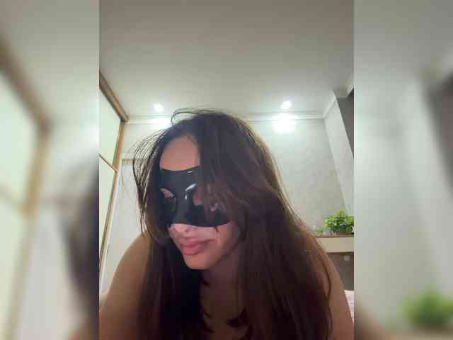Ariarilove's live stream