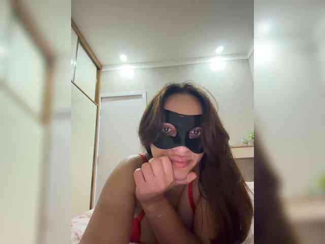 AriArilove webcam