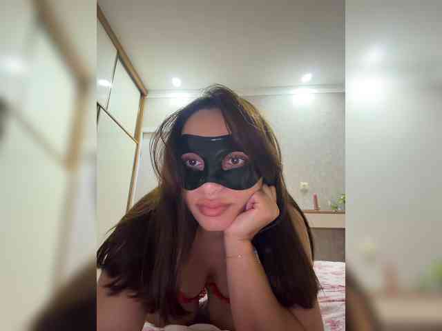 AriArilove webcam