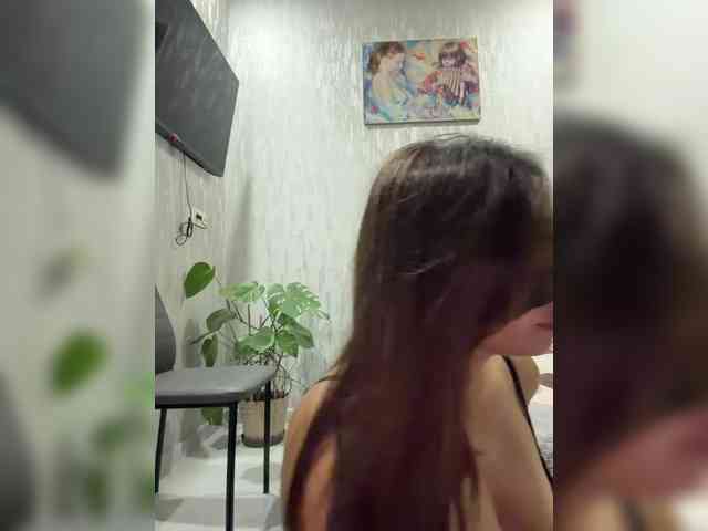 AriArilove webcam