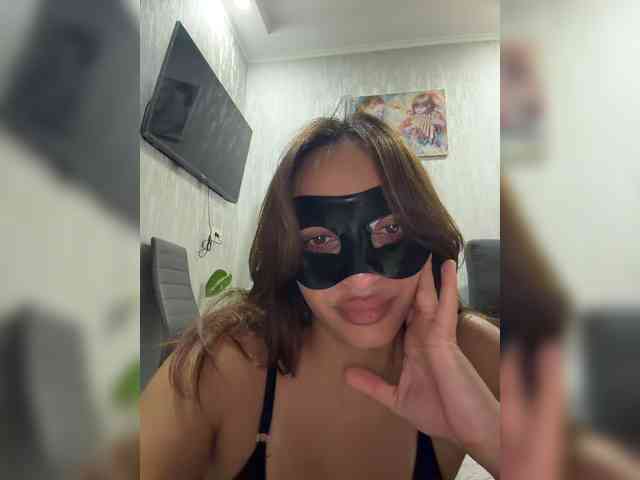 AriArilove webcam