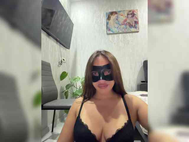 AriArilove webcam