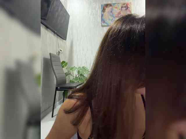 AriArilove webcam