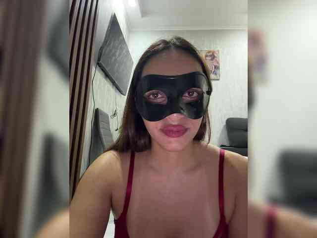 AriArilove webcam