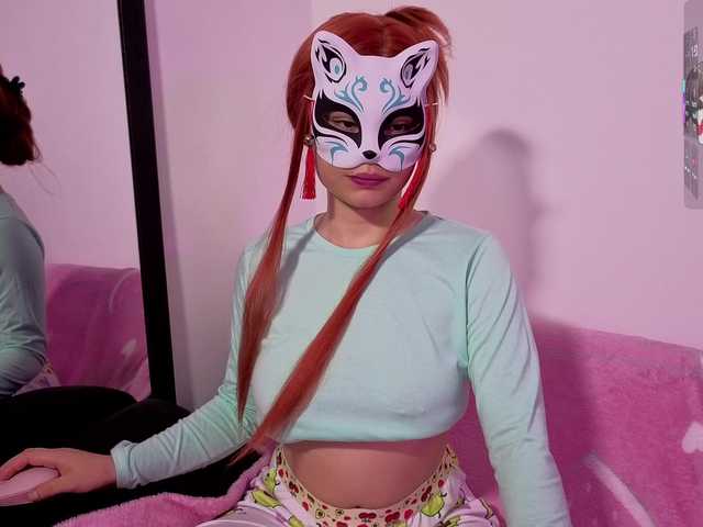violettaarojass live cam on BongaCams