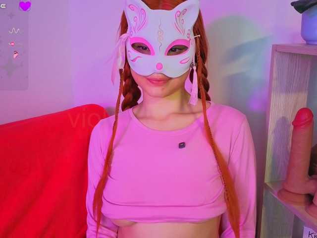 violettaarojass live cam on BongaCams