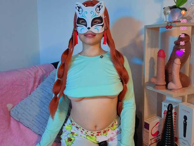 violettaarojass live cam on BongaCams
