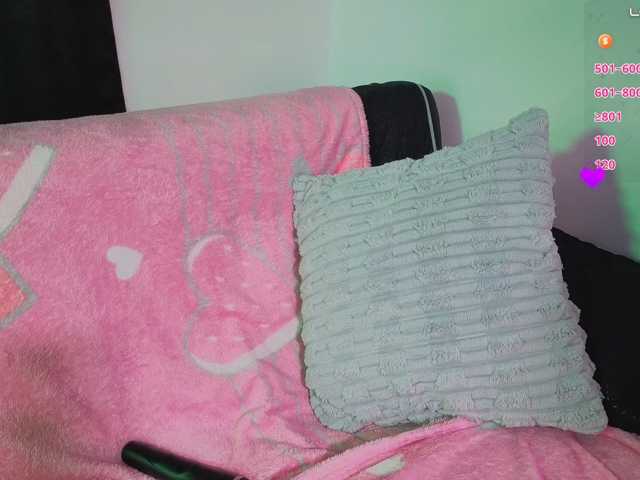 violettaarojass live cam on BongaCams