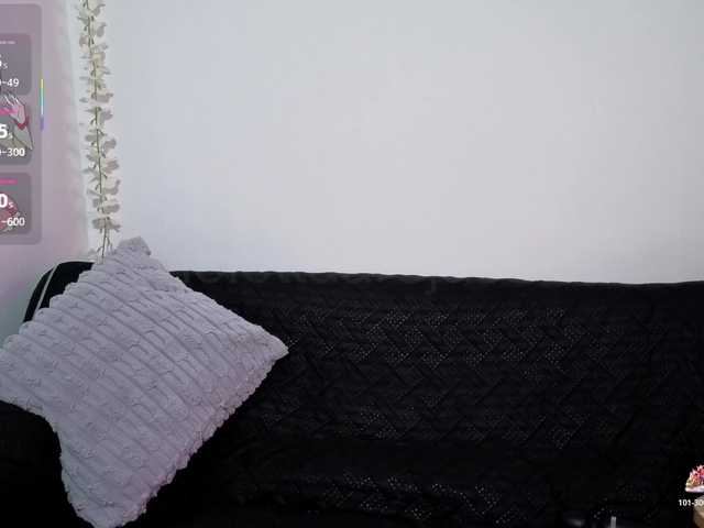 violettaarojass live cam on BongaCams