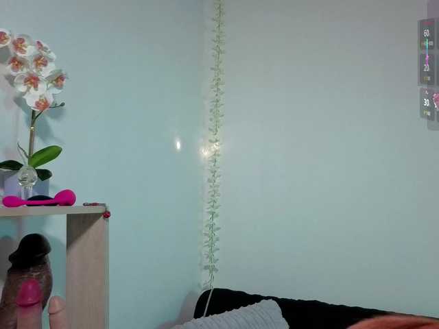 violettaarojass live cam on BongaCams