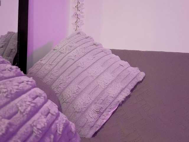 violettaarojass live cam on BongaCams
