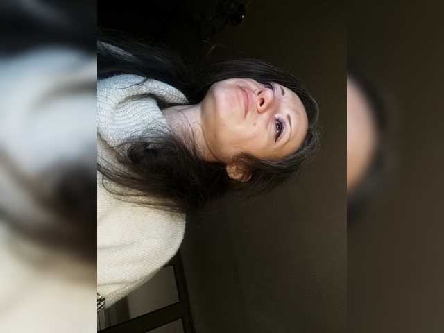 Mint-Lime's BongaCams show and profile