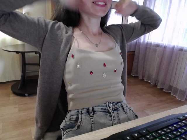 Mint-Lime live cam on BongaCams
