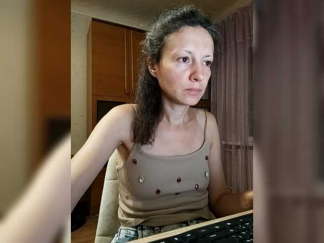 Mint-Lime live cam on BongaCams