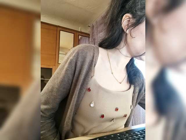 Mint-Lime's BongaCams show and profile