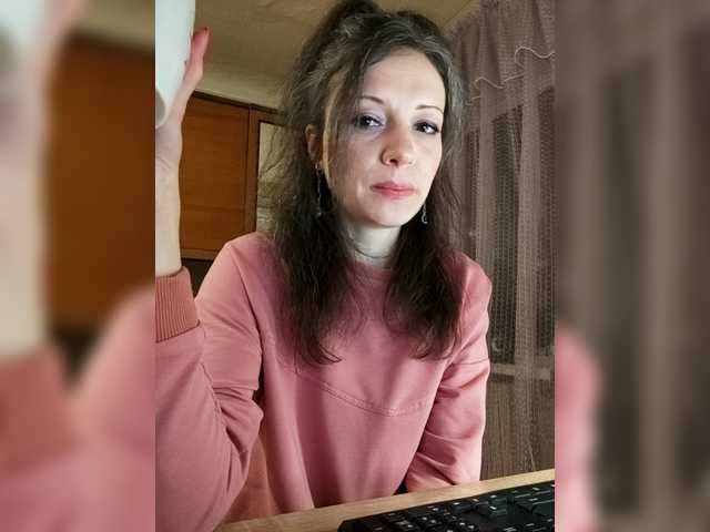 Mint-Lime's BongaCams show and profile