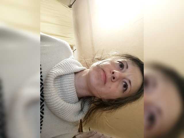 Mint-Lime's BongaCams show and profile