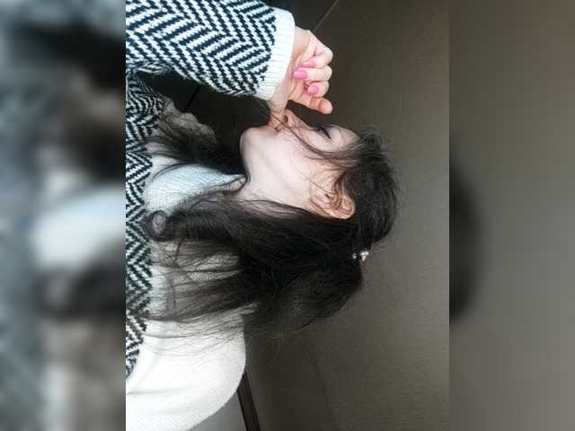 Mint-Lime's BongaCams show and profile