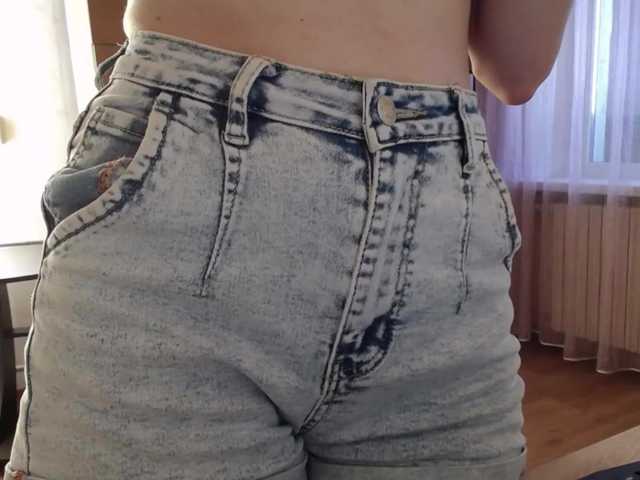 Mint-Lime live cam on BongaCams