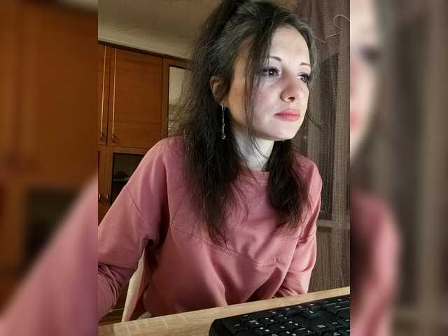 Mint-Lime's BongaCams show and profile